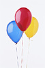 Воздушные шарики Три разноцветных шарика аватар