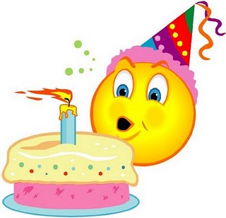 День рождения Задувает свечу на торте аватар