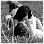 Любовь, люблю, целую Поцелуй на траве аватар