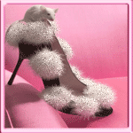 Мышки, хомяки Мышонок сидит на туфельке аватар