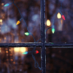 Новый год и Рождество Гирлянды за окном аватар