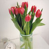 Букеты цветов Красные тюльпаны в банке из прозрачного стекла аватар