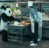 Панды Человек в костюме панды посыпает повара мукой аватар