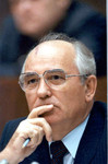 Политика М. С. Горбачёв слушает аватар