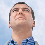 Политика Дмитрий Медведев смотрит в небо аватар